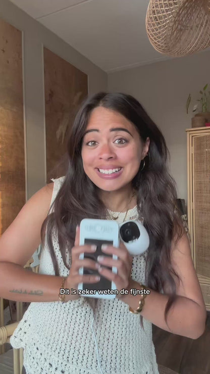 Slimme AI Babyfoon met 2 camera's en App, 355° Draaibaar, AI Detectie & Gratis 64GB SD-Kaart